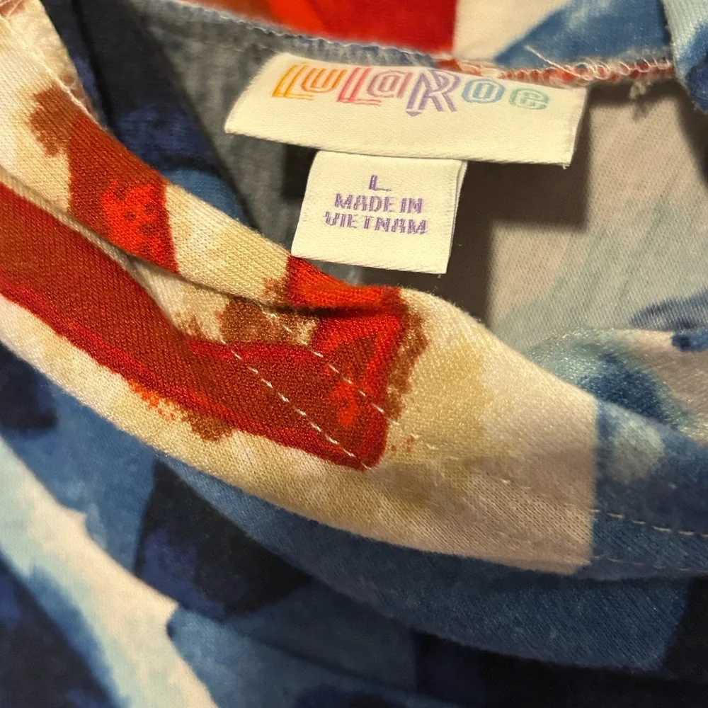 **2/$20** LuLaRoe Red and Blue Geometric Amber hoodie - Picture 3 of 4